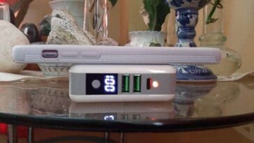 Astrum 3 in 1 Wireless Charger Power Bank CW400 Review