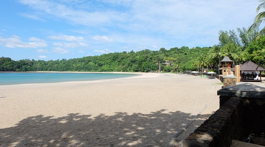 Anvaya Cove beach