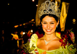Flores De Mayo by jamesalba9 via Flickr cc