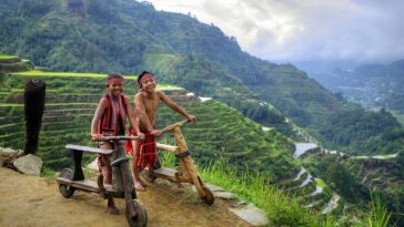 Banaue Rice Terraces of the Philippines by Ranieljosecastaneda via Wikimedia cc