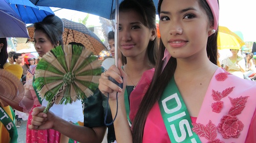 Festival Queens joining the Parade