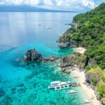 Diving in Apo Island Negros Oriental photo by Cris Tagupa via Unsplash