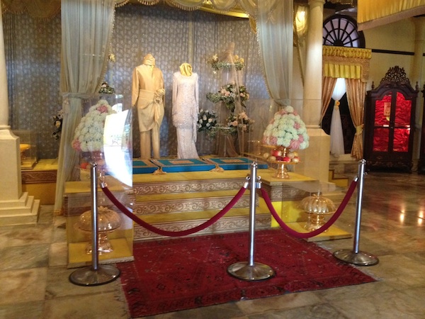 Royal Costumes Royal Costumes