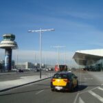 Barcelona Airport transport options to city centre