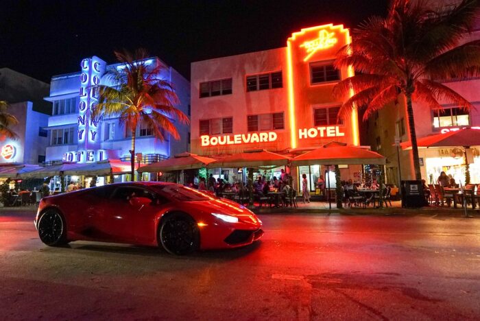 Car rental company in Miami Beach
