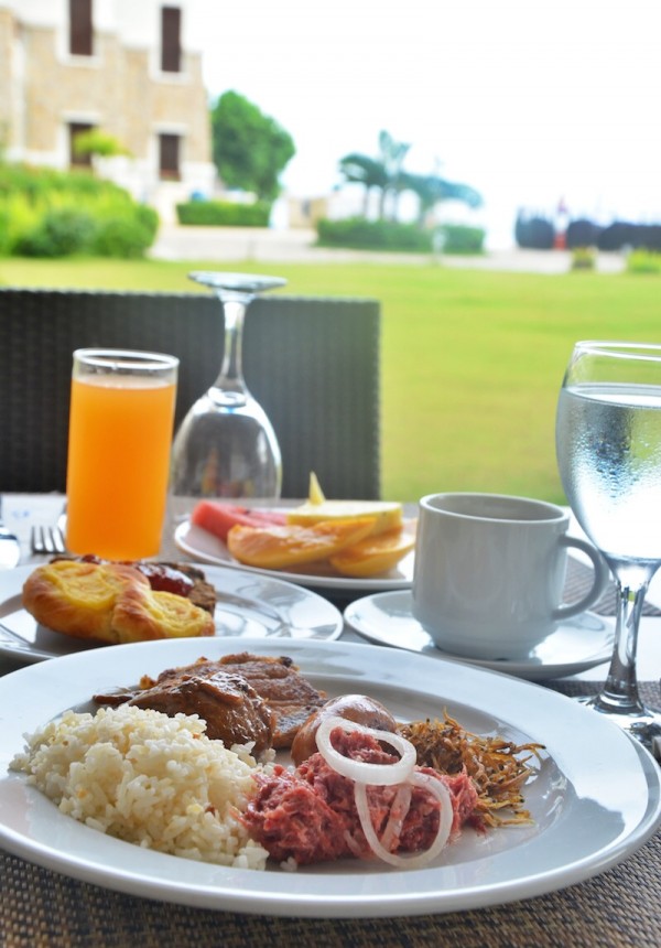 Al Fresco Breakfast at Bellevue Bohol