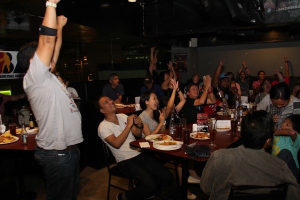 Gilas Pilipinas Fans watching FIBA 2014 Game