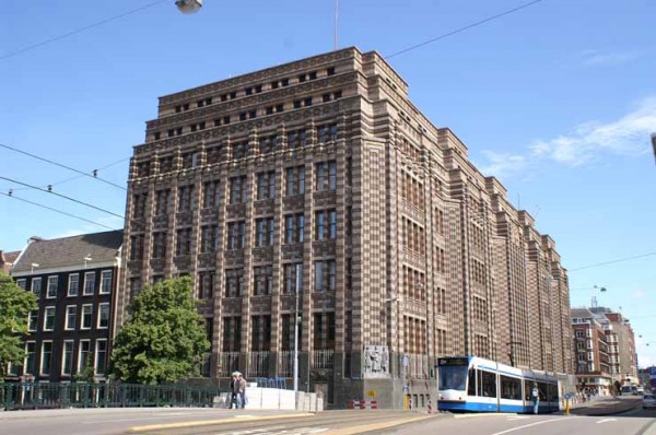 Amsterdam City Archives by Wikipedia
