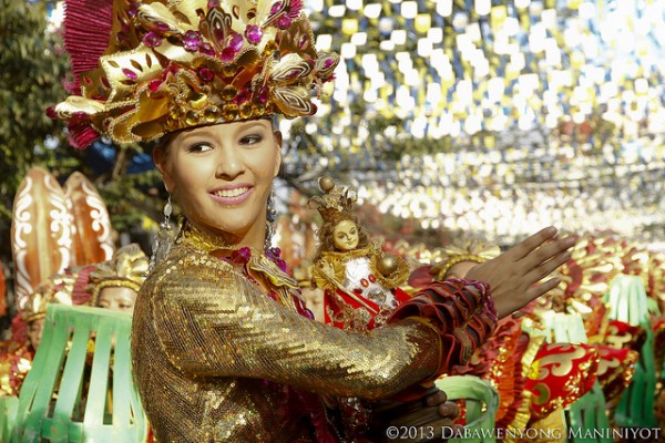 Sinulog Festival 2015 photo by Jeshurun Flores via Flickr Creative Commons