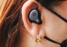 SoundPEATS H1 Bluetooth Earbuds