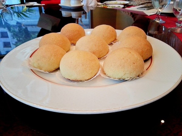 Baked Crispy Snow Asado Pao