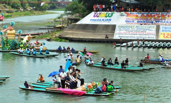 Bangkero Festival fluvial parade