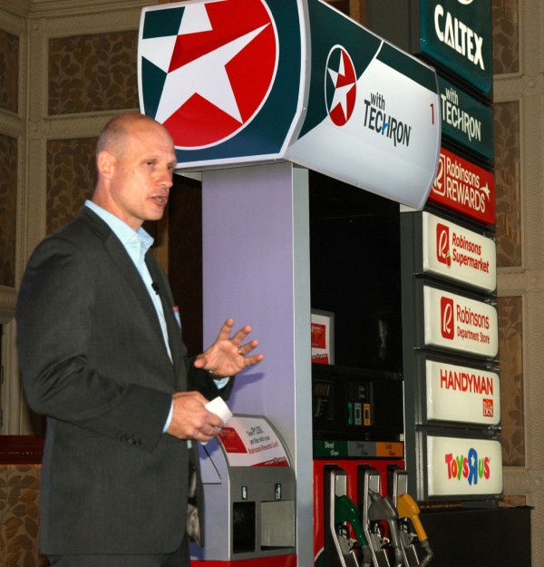 Chevron Philippines Inc. country chair and general manager Peter Morris during the launching of Robinsons Retailer-Chevron partnership for Robinsons Rewards Card (Photo courtes of PNA's Ben Briones)