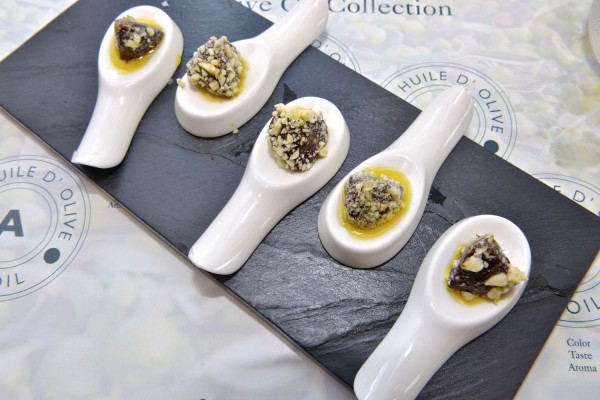 Truffle Chocolate with Oliviers&Co. Azienda Agricola Perotti Olive Oil from Italy