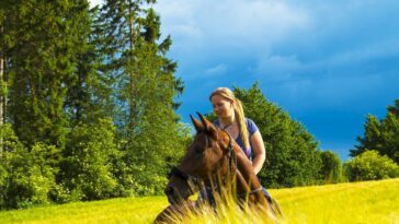 Horseback Riding photo via Pixabay