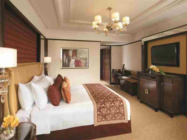 Shangri-La Hotel Kuala Lumpur Guestroom