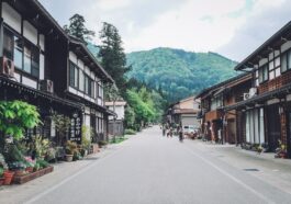 Shirakawa-go by Rap dela Rea via Unsplash
