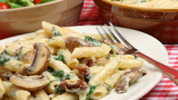 Rigatoni Pasta Florentine