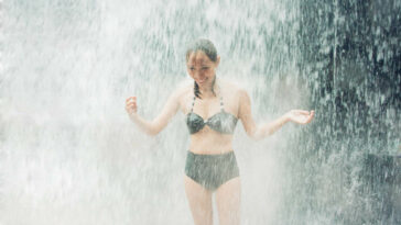 Water therapy in Tangadan Falls