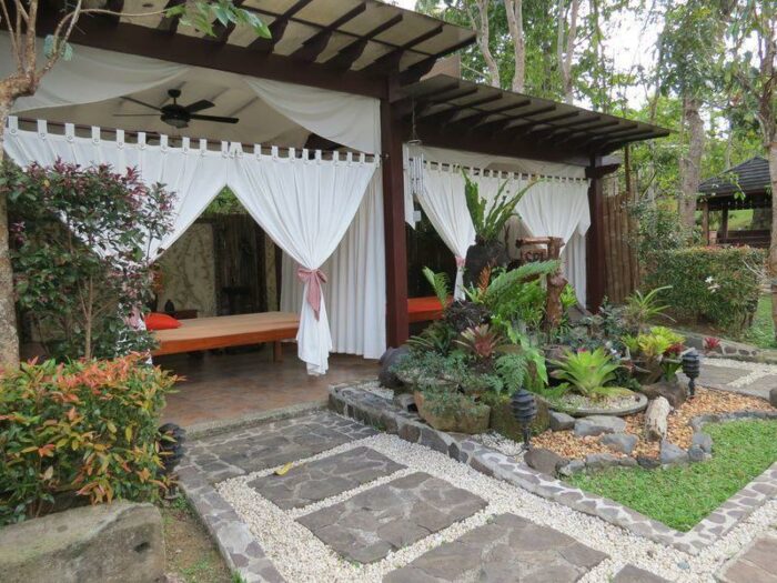 Cintai-Coritos Garden Massage Area