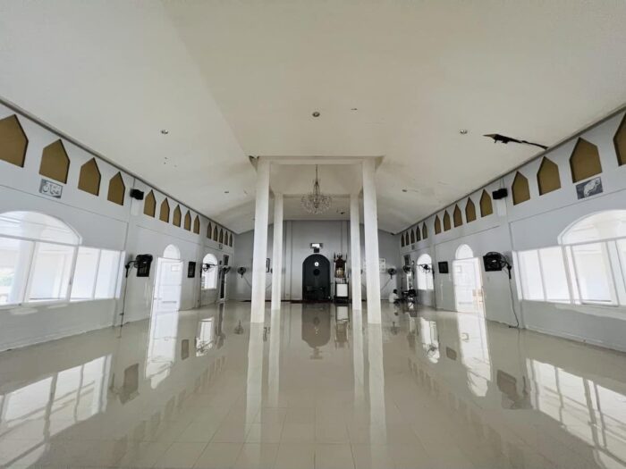 Inside Taluksangay Mosque