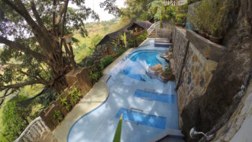 Luljettas hydro pool