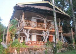 Casa Roca Inn's lovely edifice