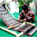 T'Boli making a T'nalak