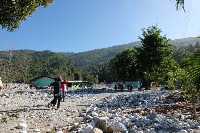 The entire village was covered by stones from the moutain