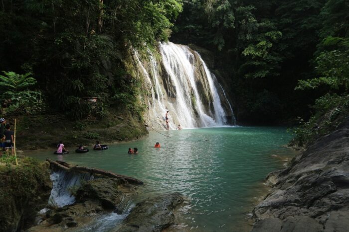 Daranak in Tanay by Elmer B Domingo via Wikimedia cc