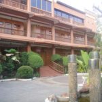 Zemkamps Chalet's country-style facade