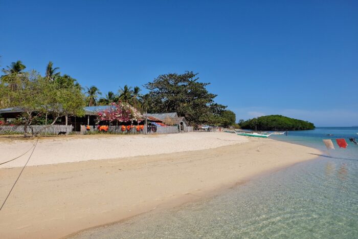 Calm waters of Suguicay Island