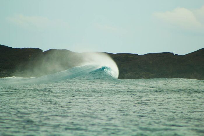 wave at puraran beach resort
