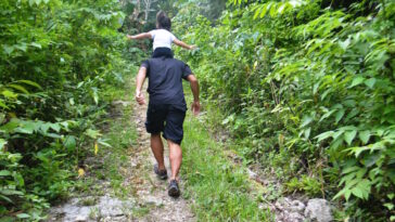On the way to Mt. Puting Bato peak
