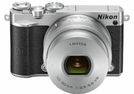 Nikon 1 J5