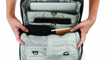 Pacsafe Intasafe Z500 loaded with gadgets