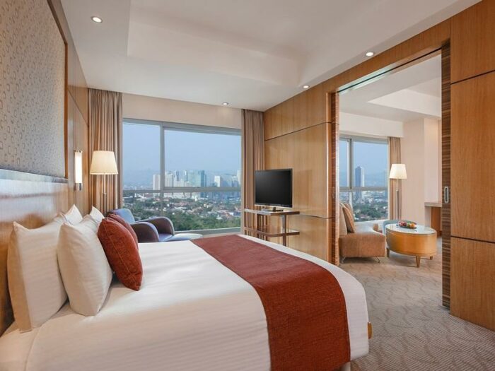 Crowne Plaza Manila Galleria