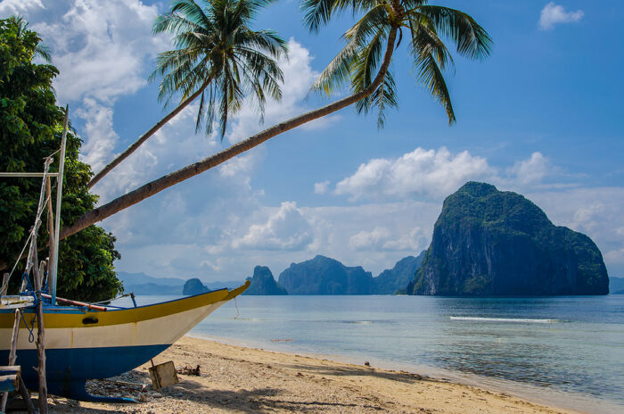 Buena Suerte Beach in El Nido