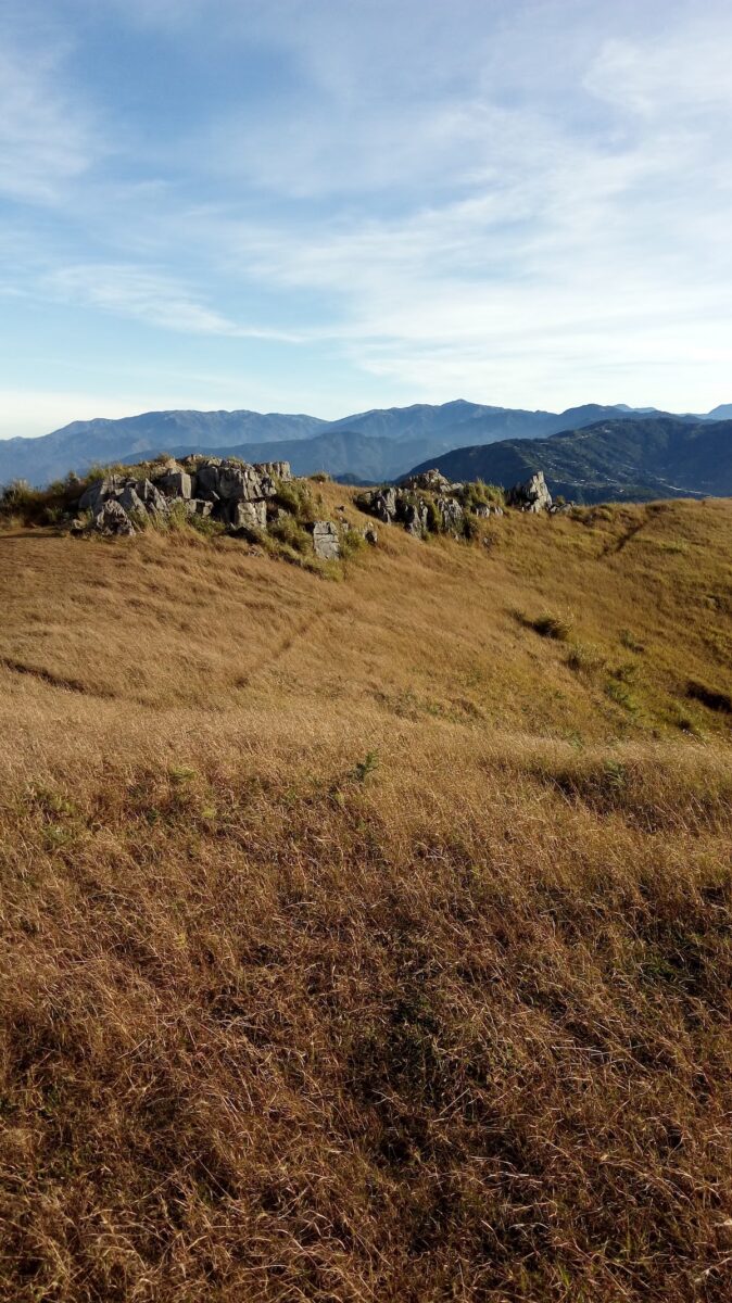 Mt. Yangbew or Jumbo is “the mountain of small caves and clouds” located at La Trinidad, Benguet.