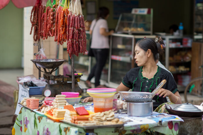 Street food in Yangon Chinatown