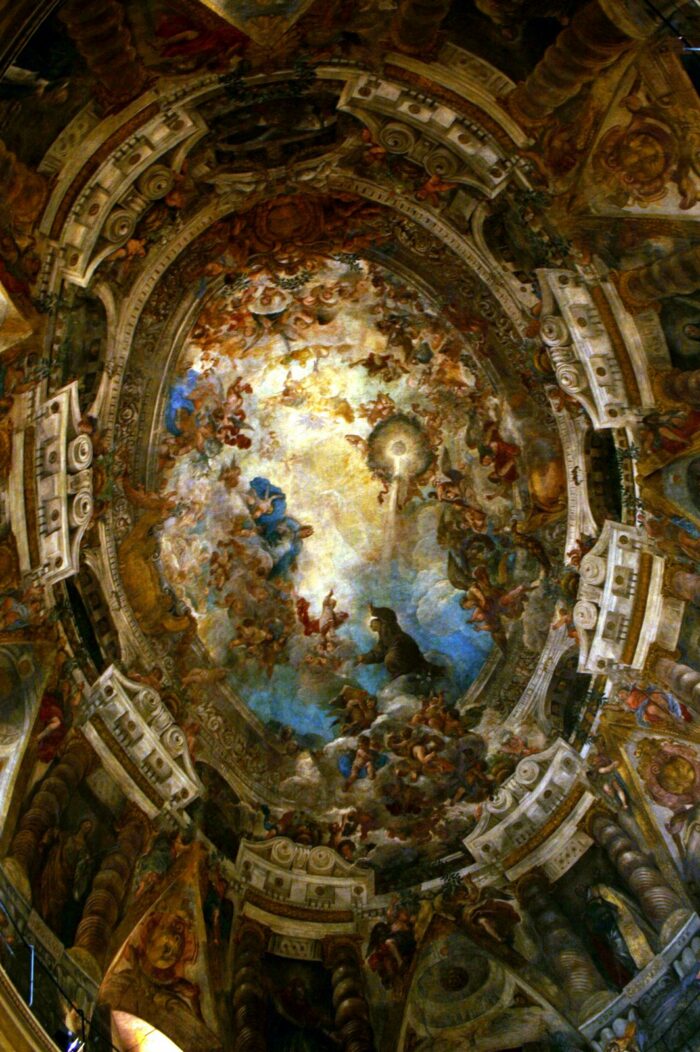 Apotheosis of San Antonio , paintings of the vault by Juan Carreno de Miranda and Francisco Rizi.