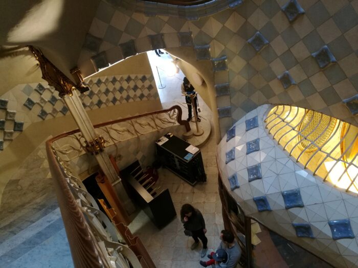 Inside Casa Battlo
