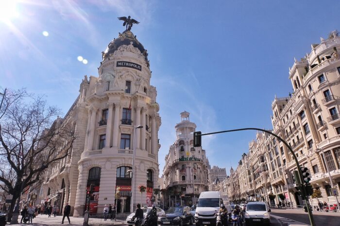 Metropolis Building
