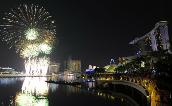 New Year in Marina Bay. [Image Credit: Fisher Chia/Flickr]