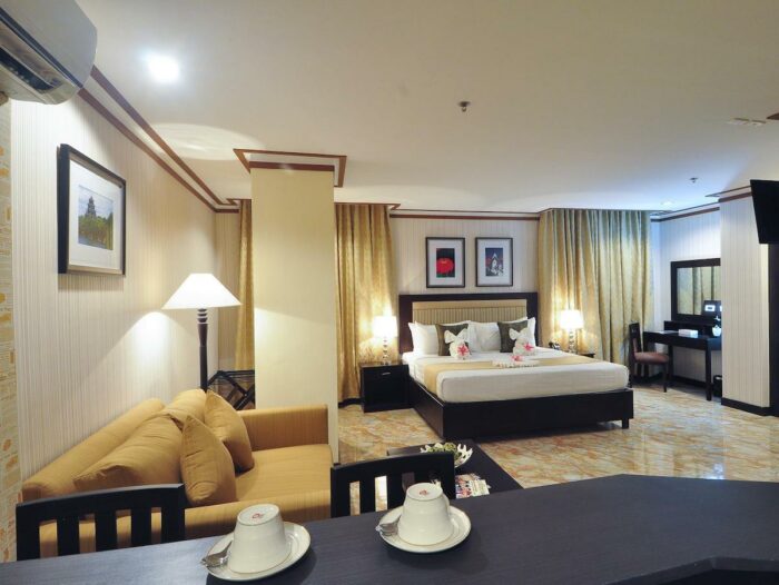 Azzurro Hotel in Angeles City Pampanga