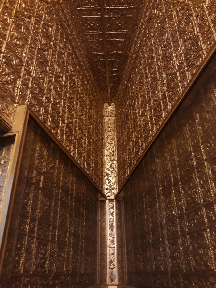 Gold plated walls in Botataung Pagoda.
