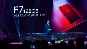 OPPO Philippines’ Public Relations Manager Eason de Guzman talked about the F7’s powerful performance, encased in a stunning body in solar red and moonlight silver colors.