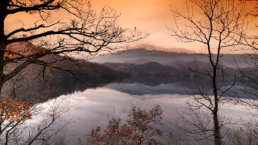 Lake Sirio by Riccardo Cuppini via Flickr