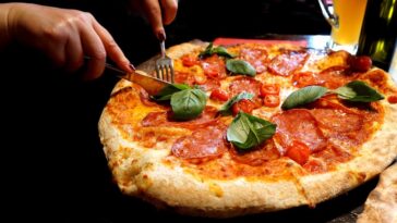 What makes a totally delicious Italian Pizza?