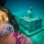 The Collector Manchones Jason deCaires Taylor Sculpture photo via MUSAMEXICO.org